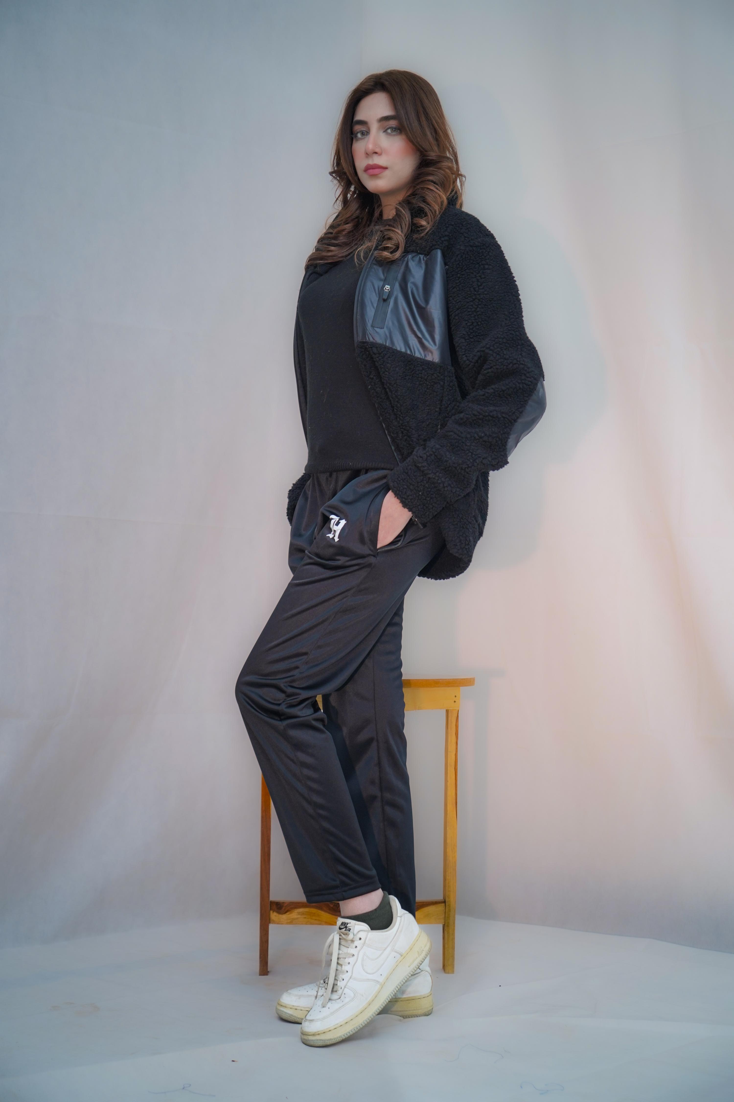 The Void Dry-Fit Slim Trousers – HIZ Clozet Pakistan