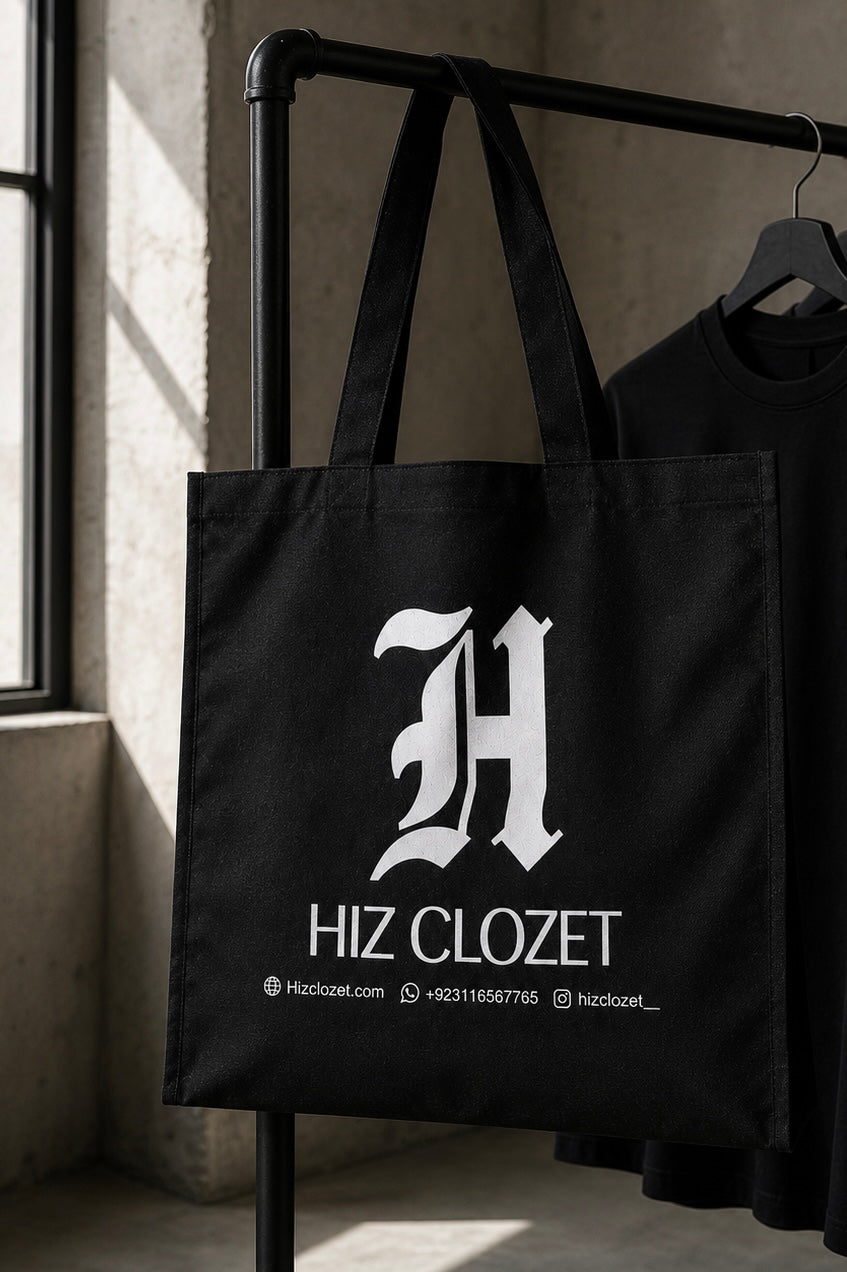 HIZ CLOZET Signature Tote Bag